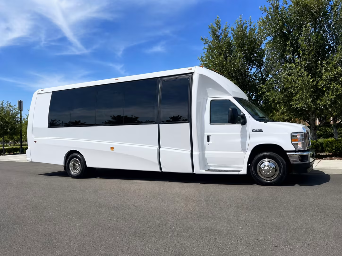 18 passenger minibus